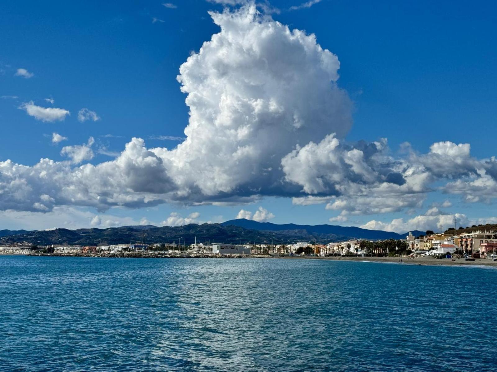 Brisas Del Mar Vila Caleta De Velez Exterior foto